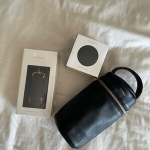 Fawn Design Black Stroller Hooks and Bag Set